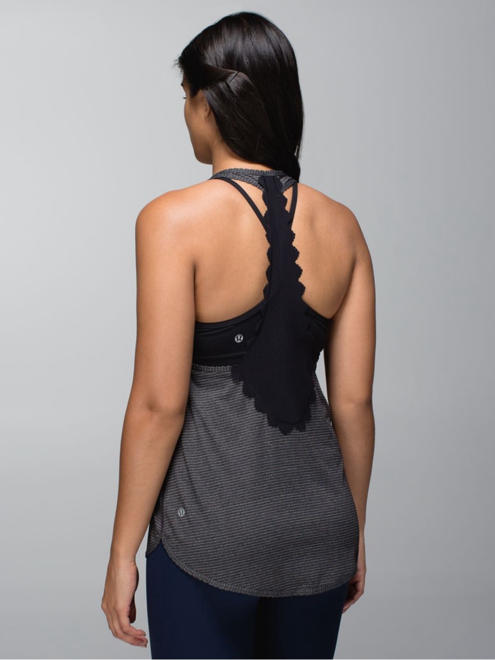 Lululemon 105 F Singlet *Laser-Cut Seriously Light Luon Size 4 Heathered Black